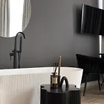 Vip Bast 143 Location - Lux Z Wanna Lub Bez Wanny Do Wyboru Off Piotrkowska Stajnia Jednorozca Hopalupa Atlas Arena Aparthotel Lodz