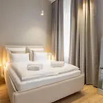 Aparthotel Vip Bast 143 Location - Lux Z Wanna Lub Bez Wanny Do Wyboru Off Piotrkowska Stajnia Jednorozca Hopalupa Atlas Arena Lodz