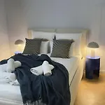 Aparthotel Vip Bast 143 Location - Lux Z Wanna Lub Bez Wanny Do Wyboru Off Piotrkowska Stajnia Jednorozca Hopalupa Atlas Arena