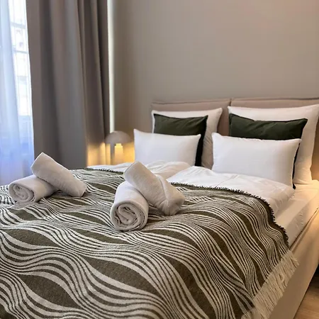 Vip Bast 143 Location - Lux Z Wanną Off Piotrkowska Stajnia Jednorożca Hopalupa Atlas Arena Hotel apartamentowy 3*