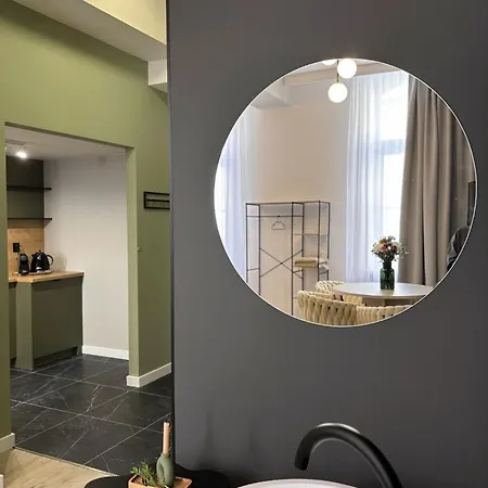 Vip Bast 143 Location - Lux Z Wanną Off Piotrkowska Stajnia Jednorożca Hopalupa Atlas Arena 3* Łódź