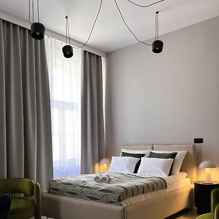 Vip Bast 143 Location - Lux Z Wanną Off Piotrkowska Stajnia Jednorożca Hopalupa Atlas Arena 3*