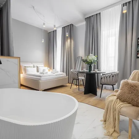 Vip Bast 143 Location - Lux Z Wanną Off Piotrkowska Stajnia Jednorożca Hopalupa Atlas Arena 3* Łódź