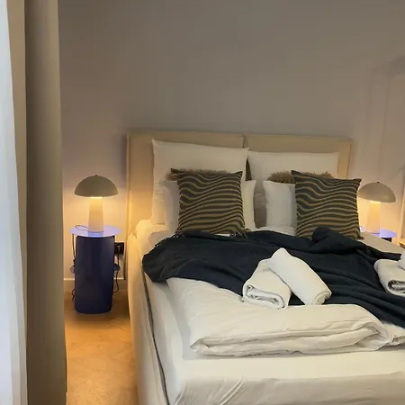 Vip Bast 143 Location - Lux Z Wanną Off Piotrkowska Stajnia Jednorożca Hopalupa Atlas Arena 3*