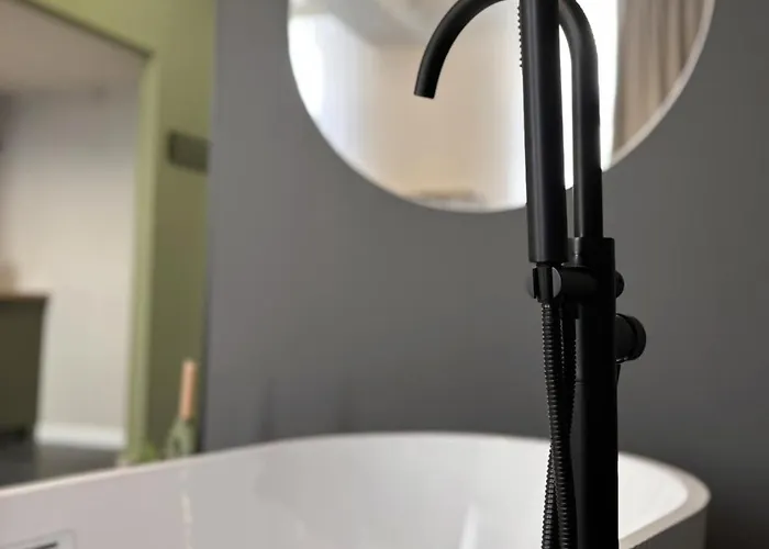 公寓式酒店 Vip Bast 143 Location - Lux Z Wanna Lub Bez Wanny Do Wyboru Off Piotrkowska Stajnia Jednorozca Hopalupa Atlas Arena