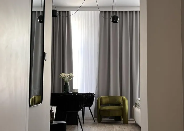 Vip Bast 143 Location - Lux Z Wanna Lub Bez Wanny Do Wyboru Off Piotrkowska Stajnia Jednorozca Hopalupa Atlas Arena 3* 罗兹