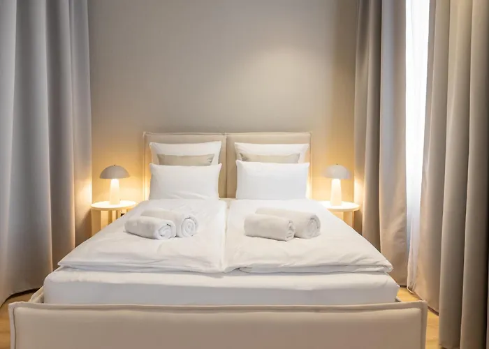 Vip Bast 143 Location - Lux Z Wanna Lub Bez Wanny Do Wyboru Off Piotrkowska Stajnia Jednorozca Hopalupa Atlas Arena 罗兹