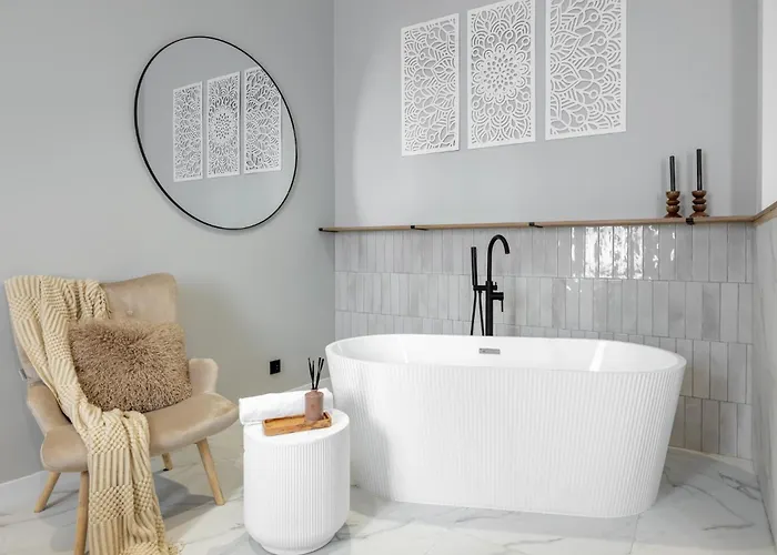 Vip Bast 143 Location - Lux Z Wanna Lub Bez Wanny Do Wyboru Off Piotrkowska Stajnia Jednorozca Hopalupa Atlas Arena 罗兹