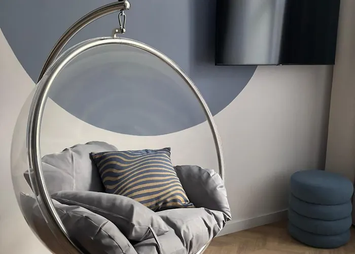 Vip Bast 143 Location - Lux Z Wanna Lub Bez Wanny Do Wyboru Off Piotrkowska Stajnia Jednorozca Hopalupa Atlas Arena 3*